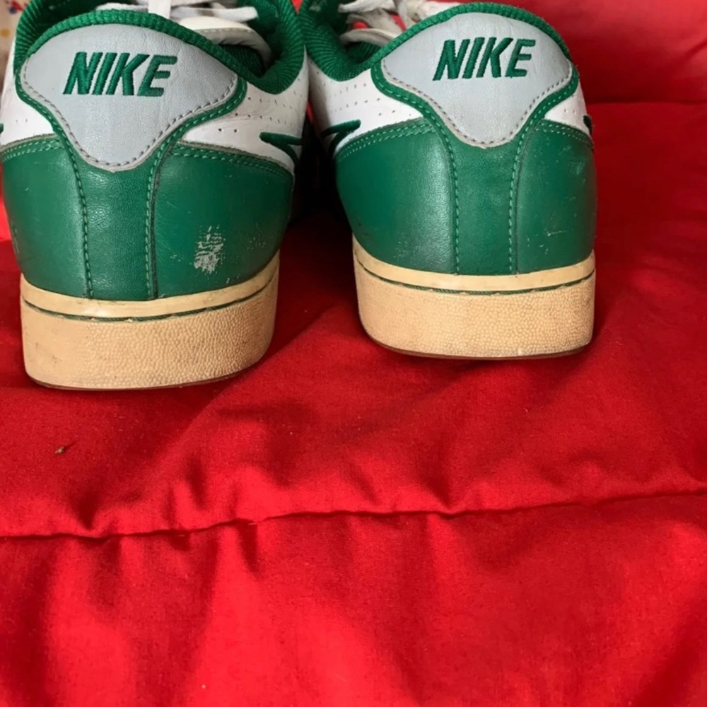 Low top Nike men’s 11.5 - Picture 2 of 4